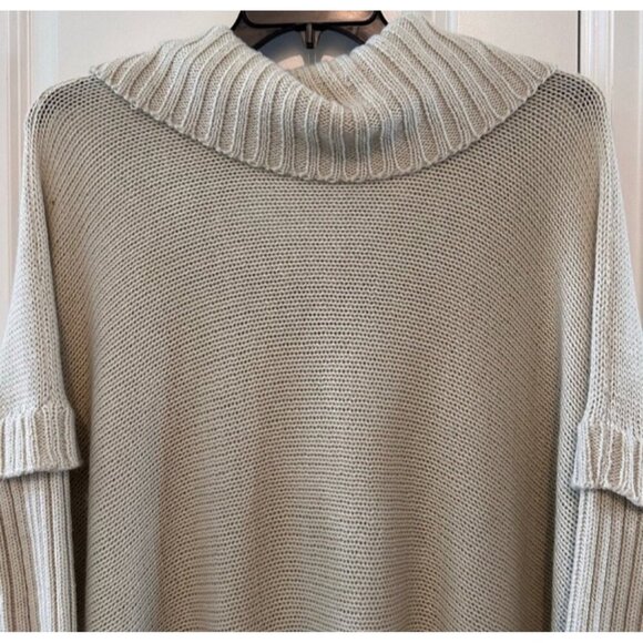 Quinn Womens Acrylic Poncho Sweater With Button Cowl Neck Beige Size S - Picture 7 of 9